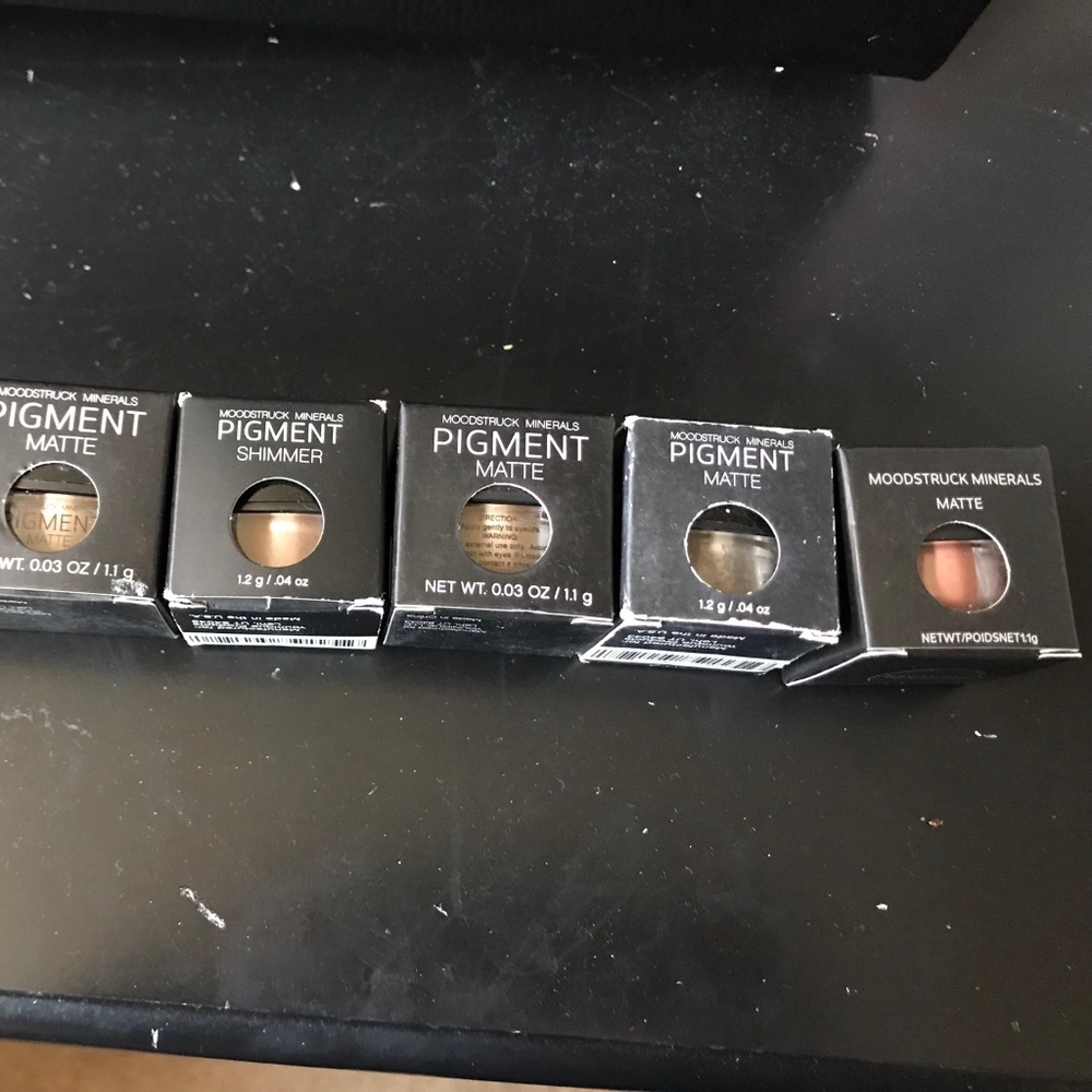 Younique Mineral Pigments